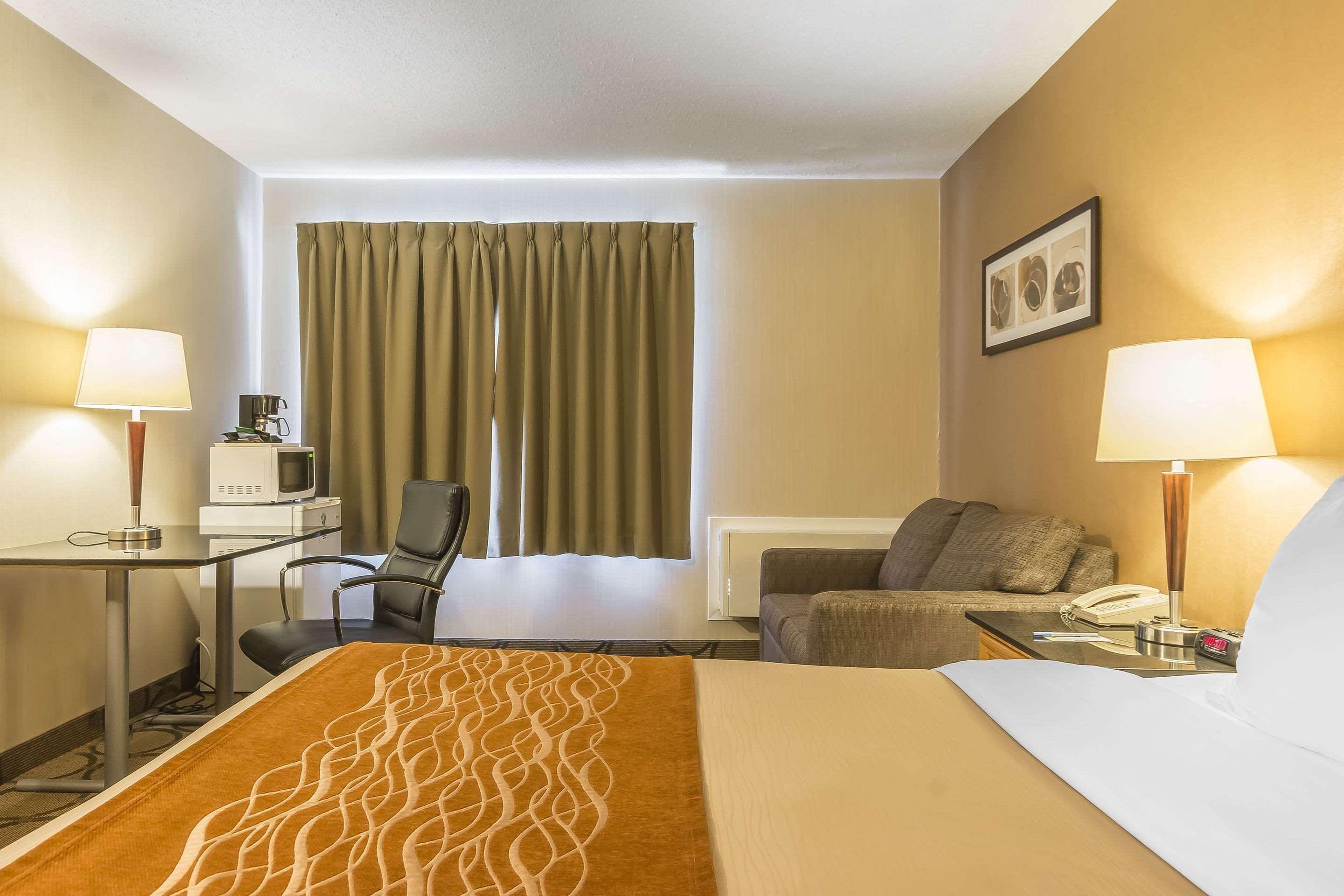 Comfort Inn קובורג מראה חיצוני תמונה