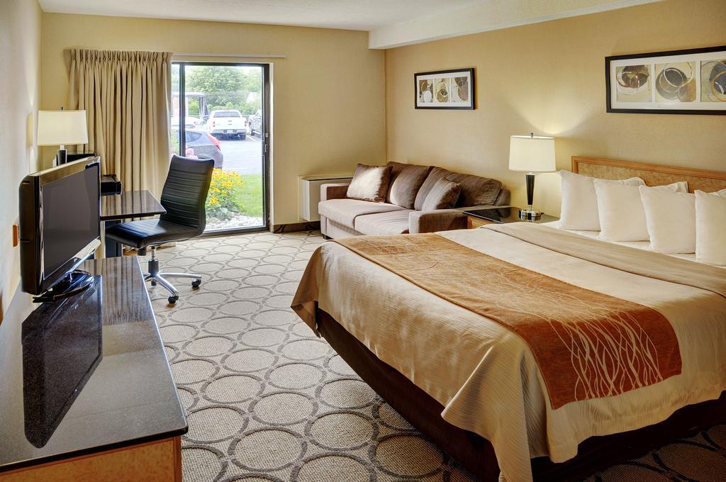 Comfort Inn קובורג מראה חיצוני תמונה